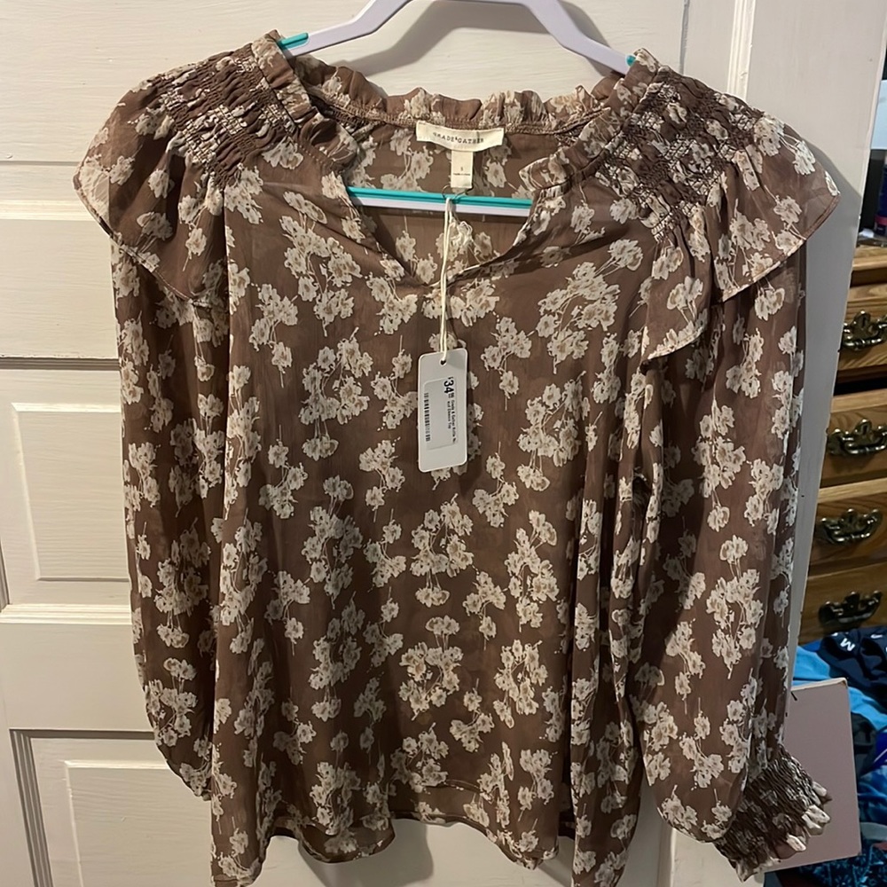 Floral top